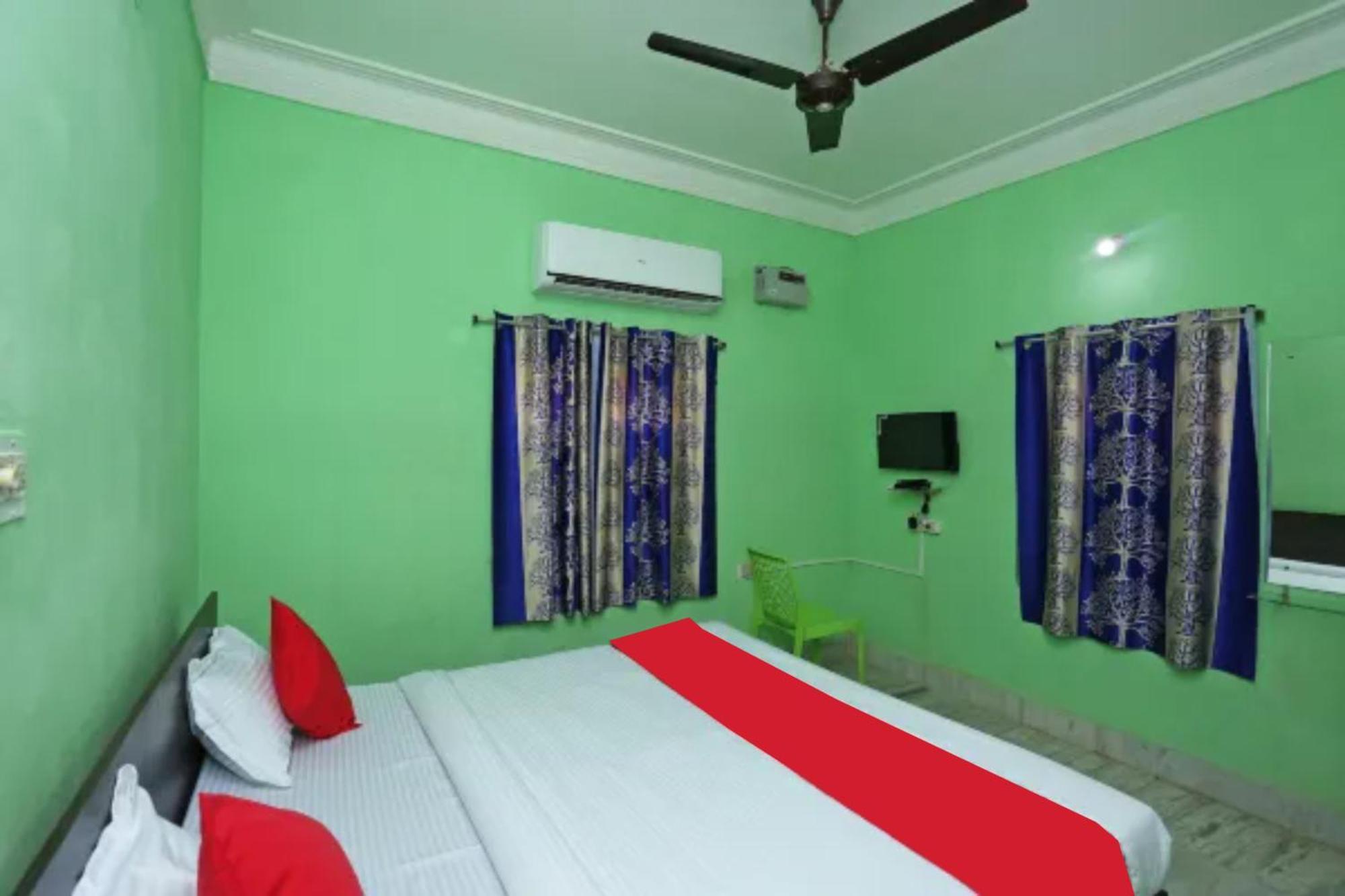 Madison Patia Bhubaneswar By Morservices Luaran gambar