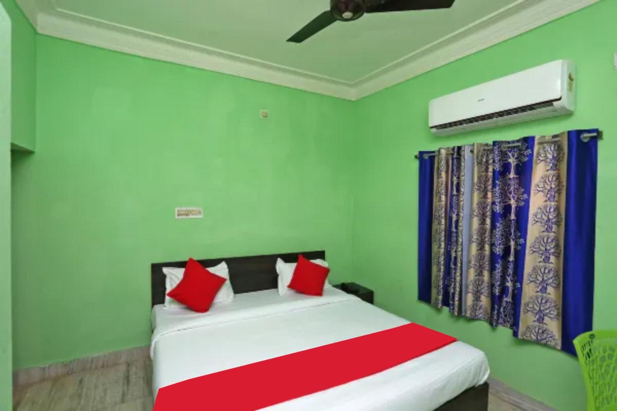 Madison Patia Bhubaneswar By Morservices Luaran gambar