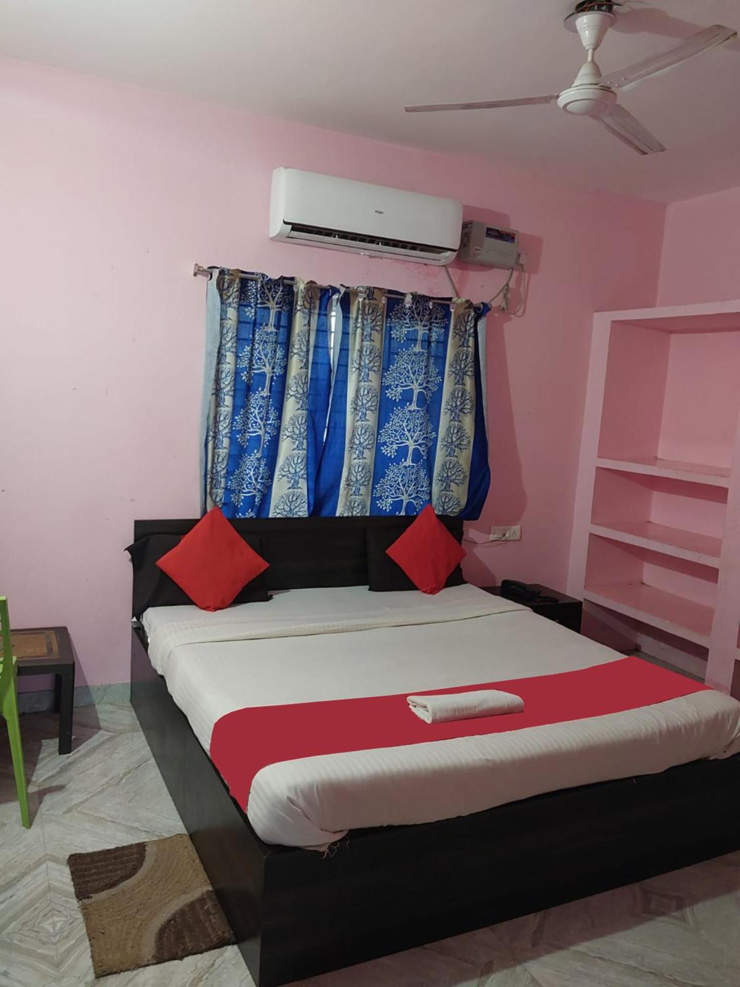 Madison Patia Bhubaneswar By Morservices Luaran gambar